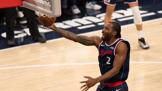 Leonard shines in Garland’s home opener as Clips win third straight taken at Intuit Dome. Photo by Edwin So - The Sporting Tribune