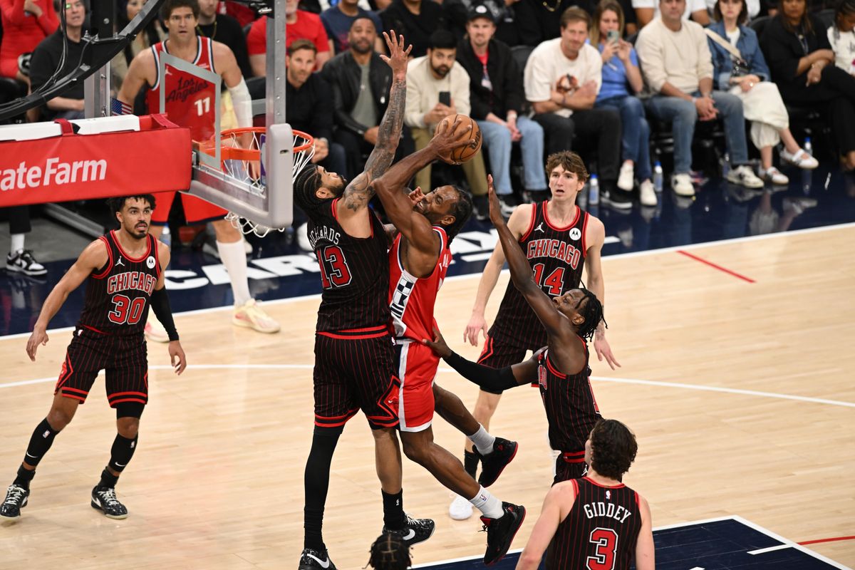 Los Angeles Clippers guard Kawhii Leonard (2) gets fouled during a game between the Los Angeles Clippers and the Chicago Bulls on Friday, March 13, 2026 at Intuit Dome in Inglewood Calif Los Angeles Clippers guard Kawhii Leonard (2) gets fouled during a game between the Los Angeles Clippers and the Chicago Bulls on Friday, March 13, 2026 at Intuit Dome in Inglewood Calif