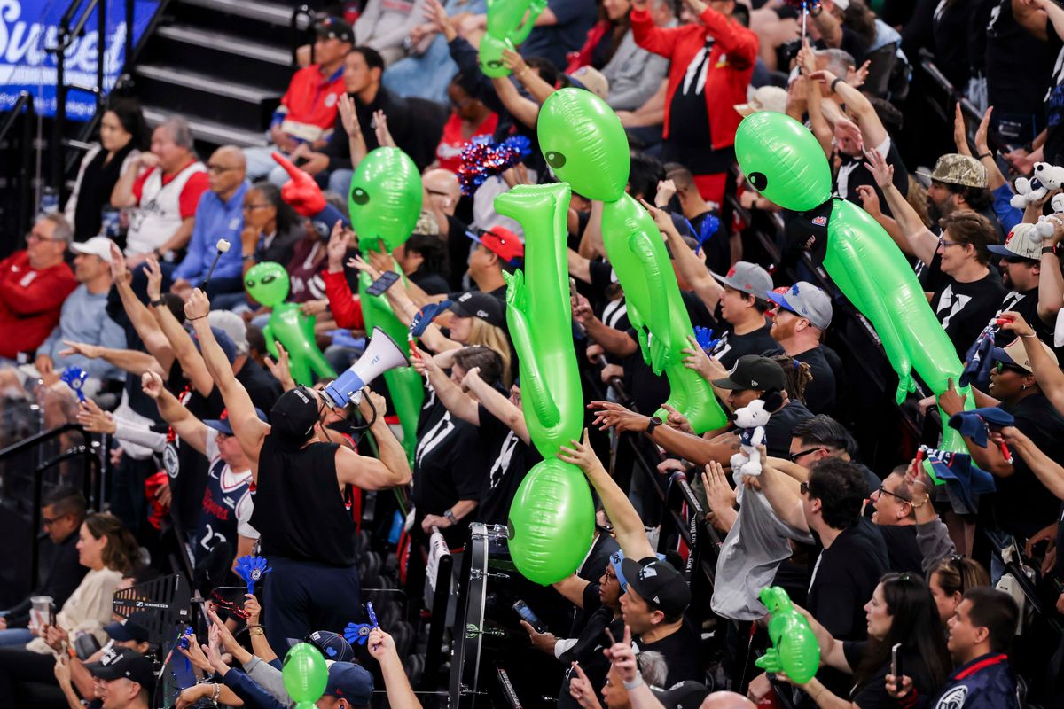 LA Clippers fans wave inflatable aliens to distract a free throw shooter during an NBA basketball game between the LA Clippers and San Antonio Spurs, Monday March 16, 2026 in Inglewood, Calif. LA Clippers fans wave inflatable aliens to distract a free throw shooter during an NBA basketball game between the LA Clippers and San Antonio Spurs, Monday March 16, 2026 in Inglewood, Calif.