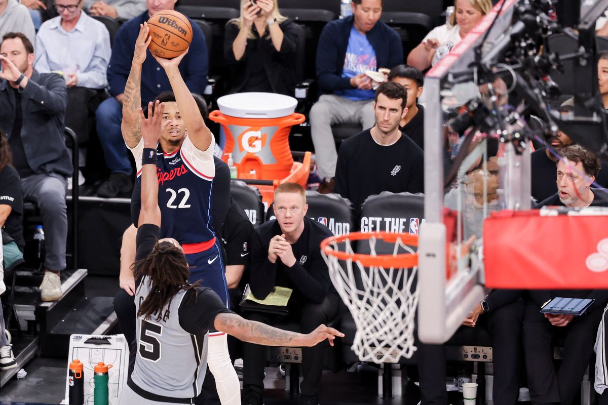 Jordan Miller #22 of the LA Clippers shoots the ball during an NBA basketball game against the San Antonio Spurs, Monday March 16, 2026 in Inglewood, Calif. Jordan Miller #22 of the LA Clippers shoots the ball during an NBA basketball game against the San Antonio Spurs, Monday March 16, 2026 in Inglewood, Calif.