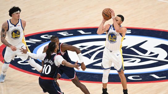 Golden State Warriors guard Steph Curry (30) shoots a three-pointer during a game between the Los Angeles Clippers and Golden State Warriors on Wednesday, April 15, 2026 at Intuit Dome in Inglewood Calif Golden State Warriors guard Steph Curry (30) shoots a three-pointer during a game between the Los Angeles Clippers and Golden State Warriors on Wednesday, April 15, 2026 at Intuit Dome in Inglewood Calif