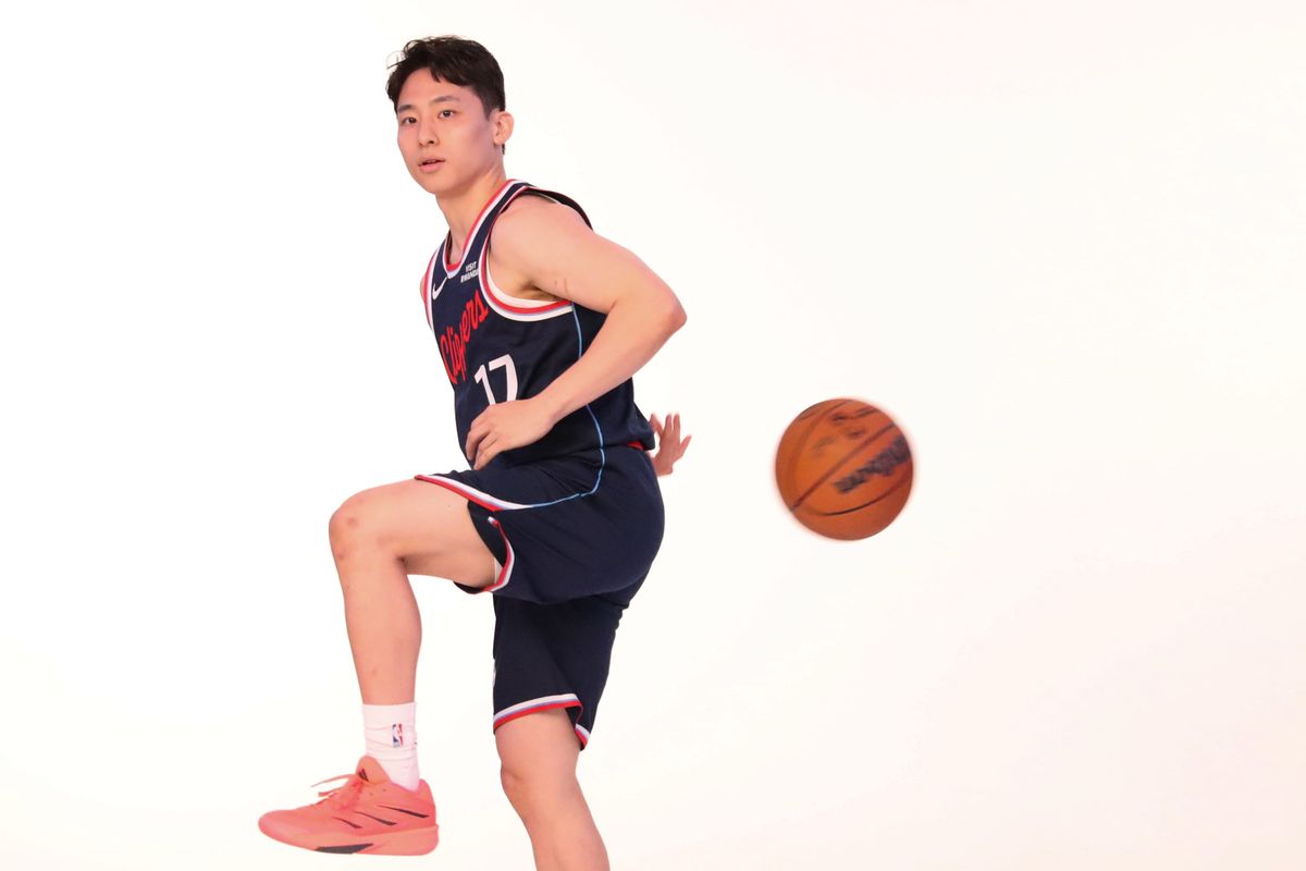 LA Clippers guard Yuki Kawamura (17) poses during Media Day at The Intuit Dome on September 28, 2026 in Inglewood, Calif. LA Clippers guard Yuki Kawamura (17) poses during Media Day at The Intuit Dome on September 28, 2026 in Inglewood, Calif.