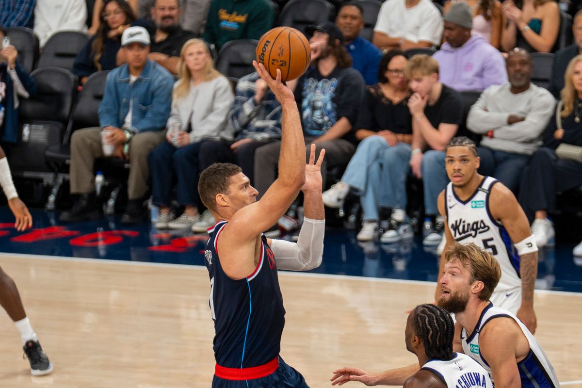 Los Angeles Clippers center Brook Lopez (11) makes the turnaround mid range jumper during an NBA basketball game against the Sacramento Kings, Wednesday October 21st, 2026 in Los Angeles, California.
