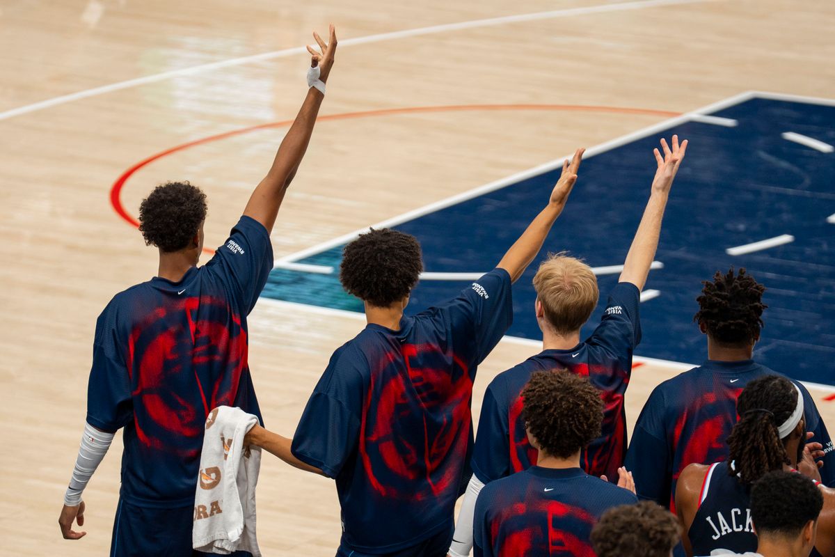 Los Angeles Clippers bench celebrates a tough layup from Garland during an NBA basketball game against the Sacramento Kings, Wednesday October 21st, 2026 in Los Angeles, California.