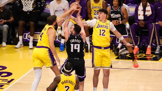 Lakers at Kings Preview: Avoiding a Three-game Skid  taken in Sacramento (Los Angeles Lakers)