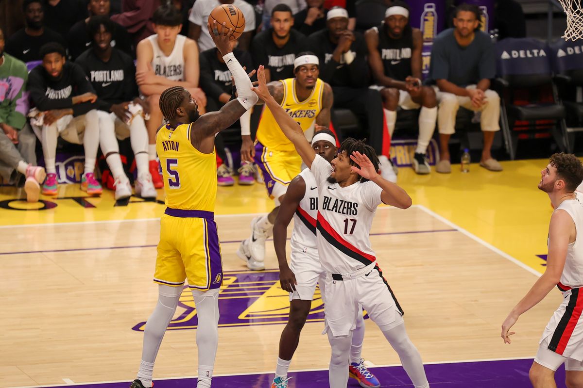 #5 C Deandre Ayton of the Los Angeles Lakers shoots a hook shot during an NBA game against the Portland Trailblazers on October 27, 2025 in Los Angeles, CA.