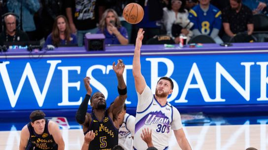 Lakers at Jazz Preview: No Reaves, Ayton and Vincent in Utah taken at Delta Center (Los Angeles Lakers)