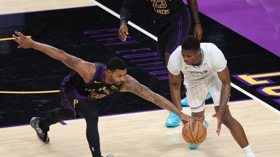 Lakers vs. Grizzlies Preview: second matchup of two-game set taken in Los Angeles (Los Angeles Lakers)