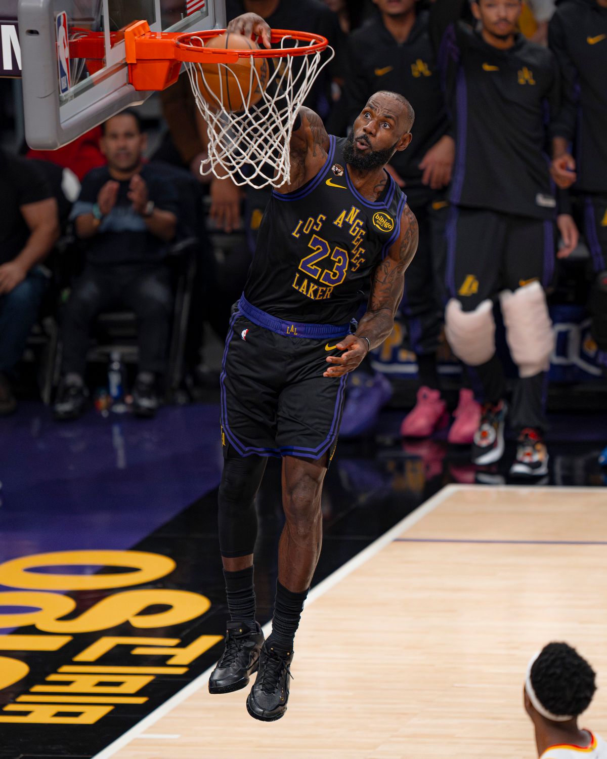 Los Angeles Lakers forward LeBron James (23) dunking during an NBA basketball game against the Atlanta Hawks on January 13th, 2026 in Los Angeles, CA.