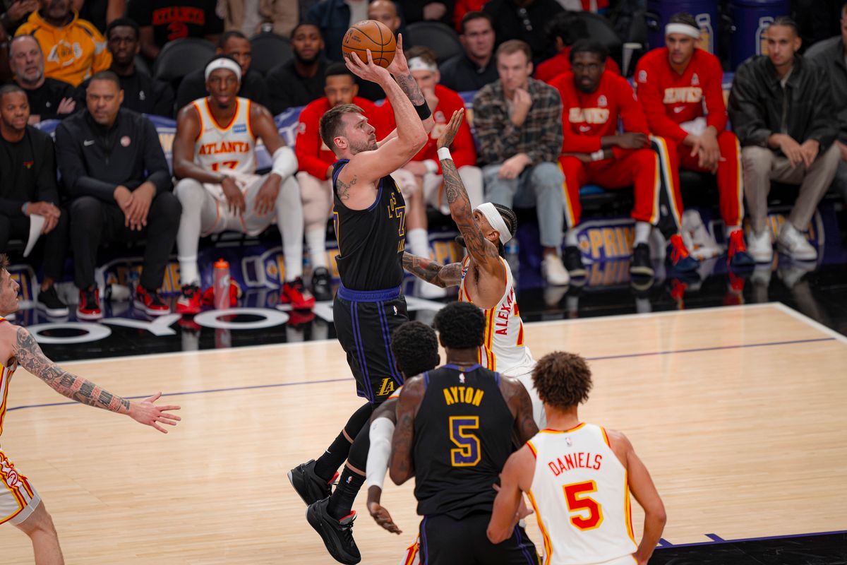 Los Angeles Lakers guard Luka Doncic (77) shooting the ball during an NBA basketball game against the Atlanta Hawks on January 13th, 2026 in Los Angeles, CA.