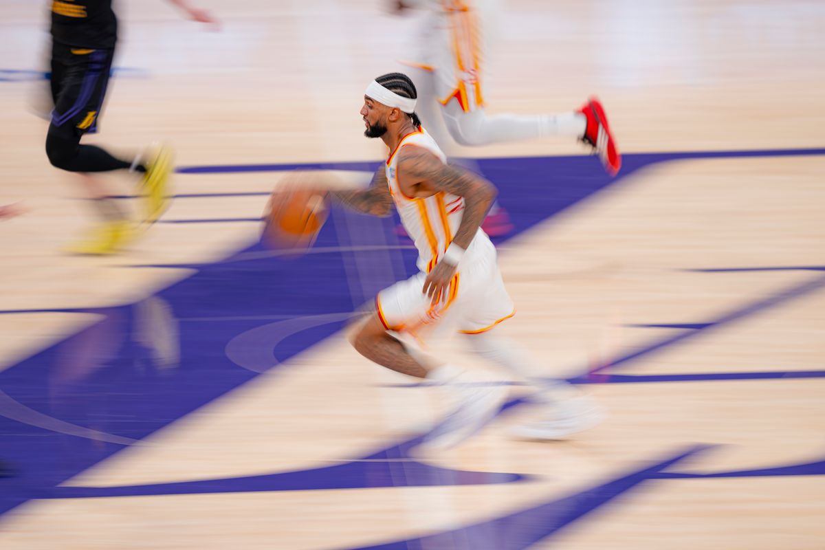 Atlanta Hawks guard Nickeil Alexander-Walker (7) dribbling during an NBA basketball game against the Los Angeles Lakers on January 13th, 2026 in Los Angeles, CA.