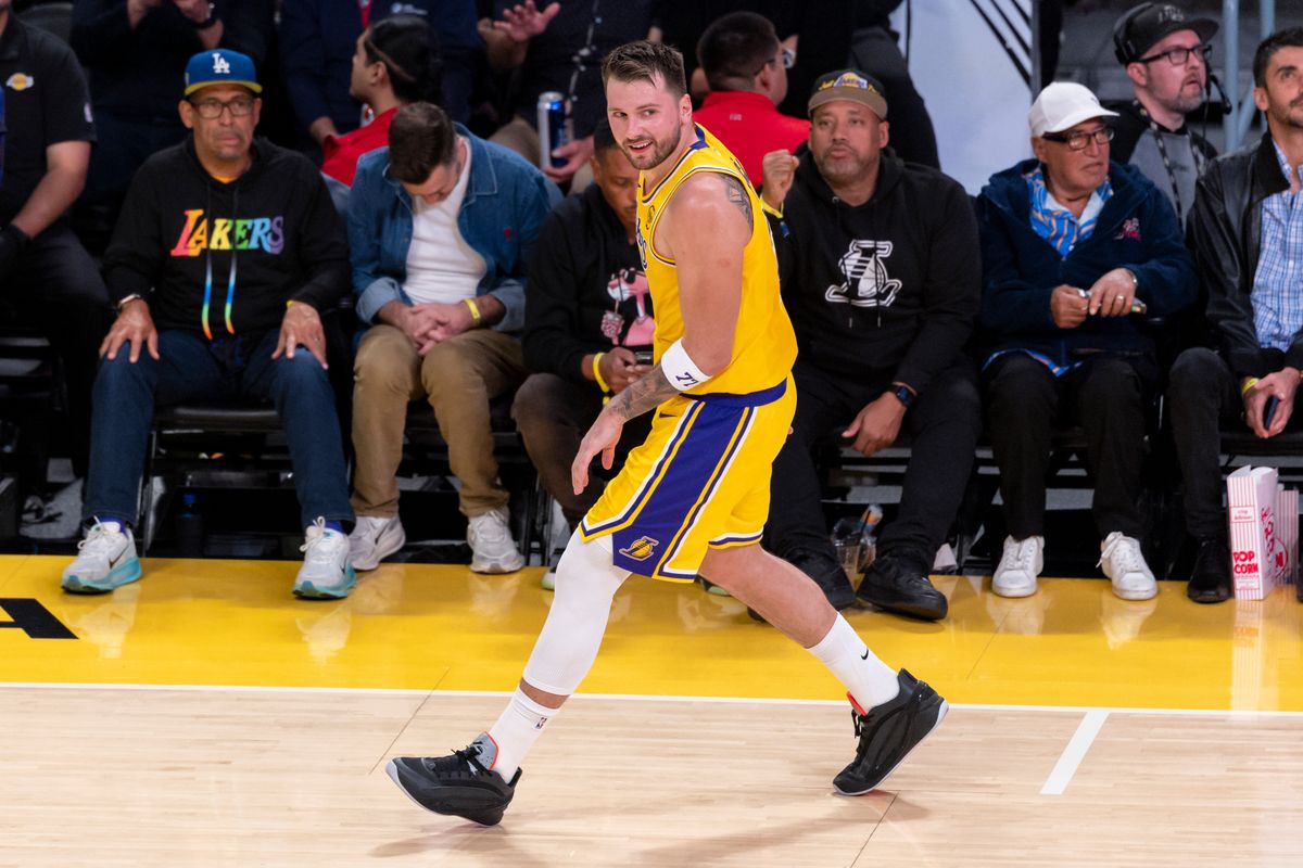 Luka Doncic #77 of the Los Angeles Lakers celebrates a made shot during an NBA basketball game against the Charlotte Hornets, Thursday January 15, 2026 in Inglewood, Calif.