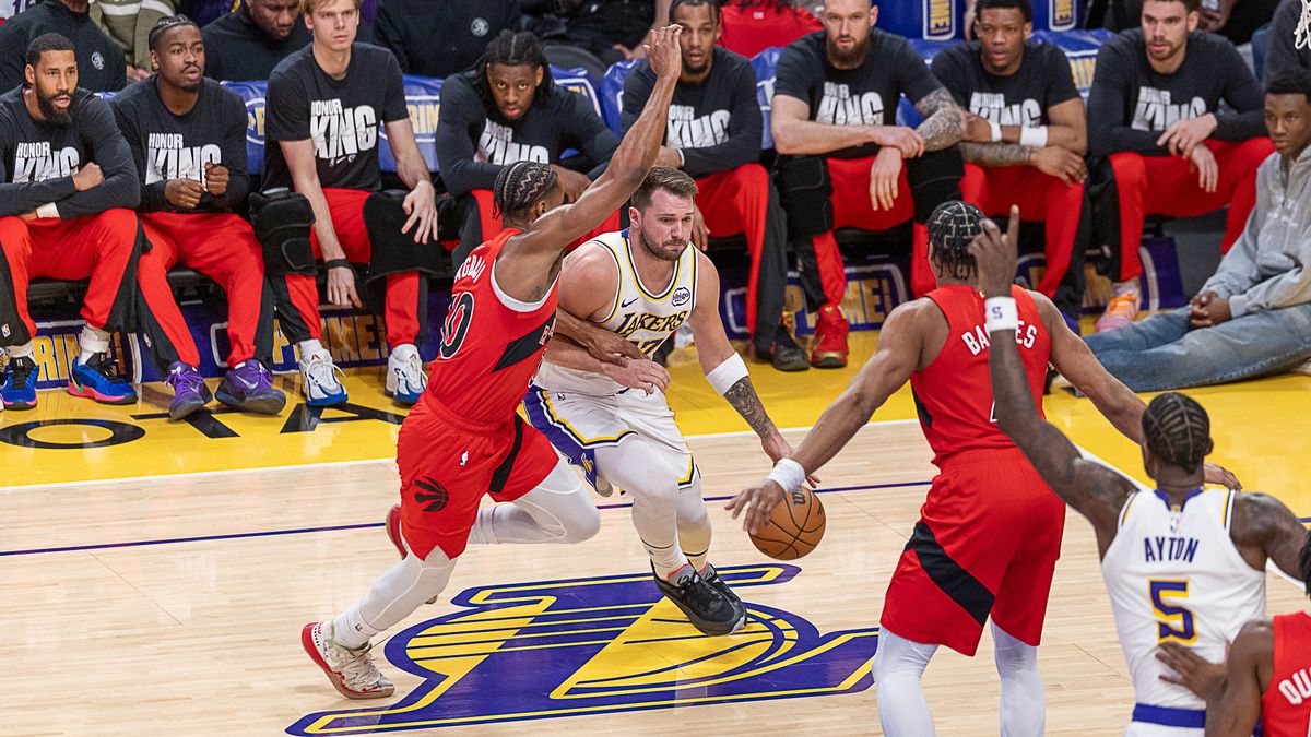 Los Angeles Lakers Luka Doncic 77 dribbles the ball during NBA game against the Toronto Raptors on Sunday January 18th, 2026, in Los Angeles California. 