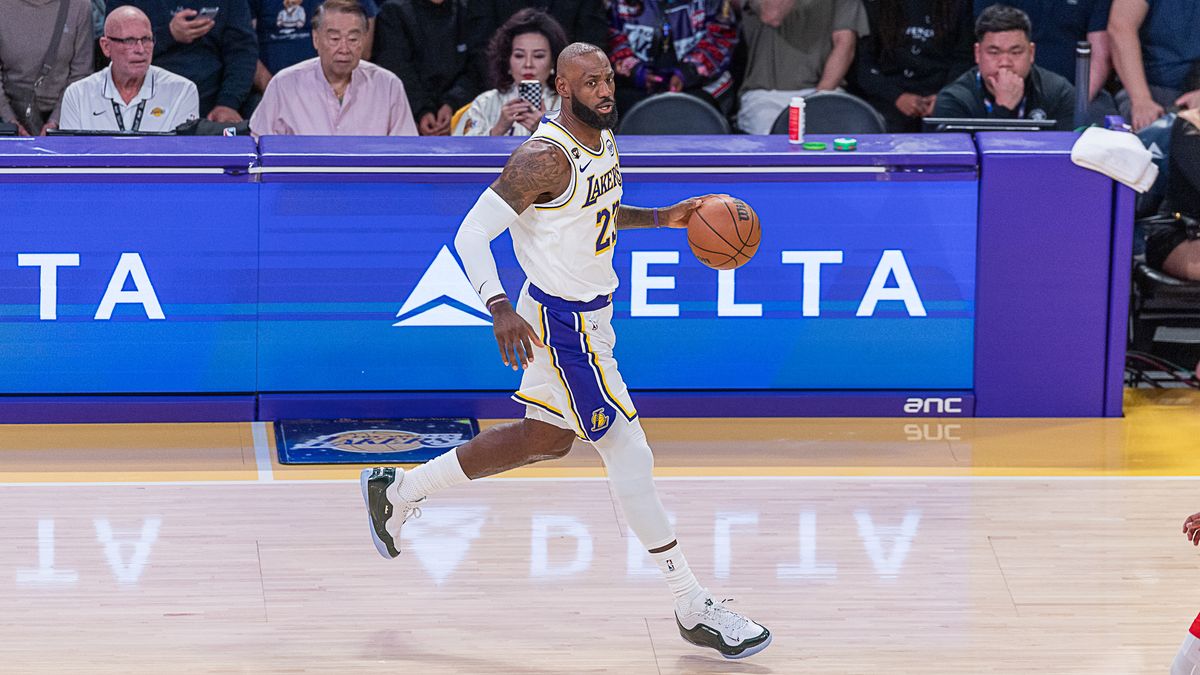 Los Angeles Lakers Lebron James 23 dribbles the ball during NBA game against the Toronto Raptors on Sunday January 18th, 2026, in Los Angeles California. 