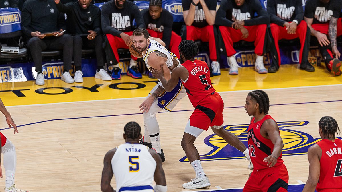 Los Angeles Lakers Luka Doncic 77 dribbles the ball during NBA game against the Toronto Raptors on Sunday January 18th, 2026, in Los Angeles California. 