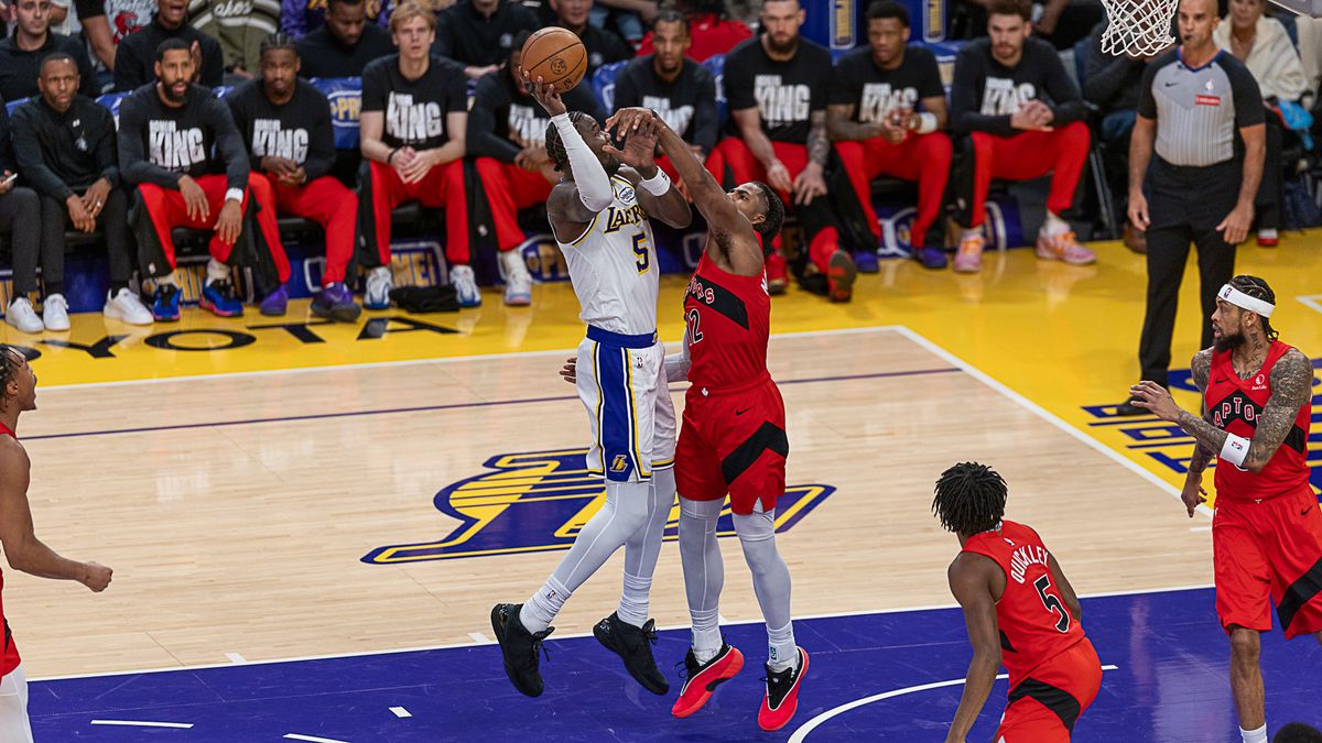 Los Angeles Lakers Deandre Ayton 5 takes a shot during NBA game against the Toronto Raptors on Sunday January 18th, 2026, in Los Angeles California. 