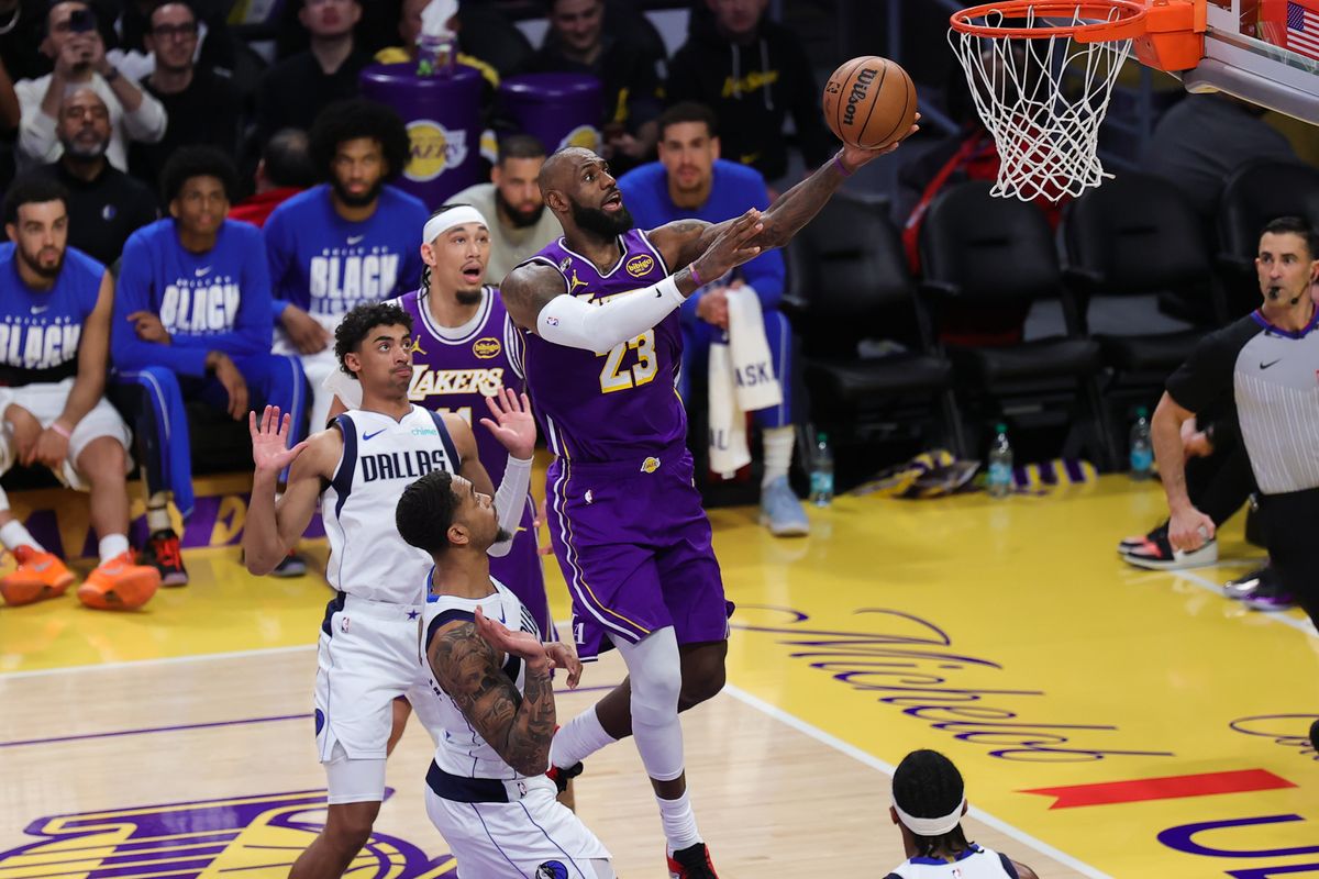 Los Angeles Lakers forward LeBron James (23) attempts a lay up during an NBA game against the Dallas Mavericks on February 12, 2026 in Los Angeles, CA.