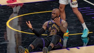 LeBron James off the bench? It should happen if the Lakers want to compete for title taken in Los Angeles (Los Angeles Lakers). Photo by Jessica Cryderman - The Sporting Tribune