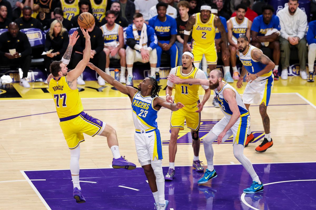 Luka Dončić #77 of the Los Angeles Lakers shoots the ball during an NBA basketball game against the Indiana Pacers, Friday March 6, 2026 in Los Angeles, Calif.