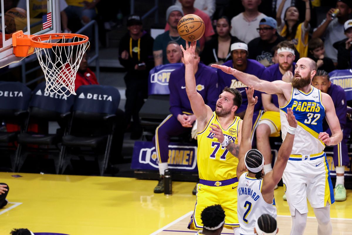 Luka Dončić #77 of the Los Angeles Lakers shoots the ball during an NBA basketball game against the Indiana Pacers, Friday March 6, 2026 in Los Angeles, Calif.