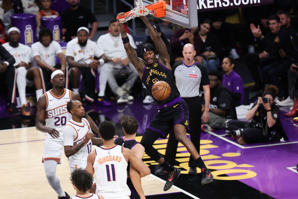 Los Angeles Lakers forward Jarred Vanderbilt (2) dunks the basketball during an NBA game against the Phoenix Suns on April 10, 2026 in Los Angeles, CA.