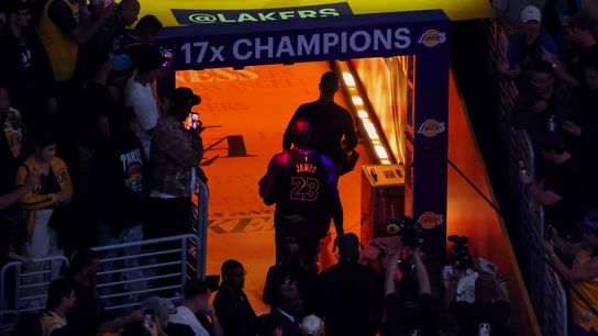 Is the Thunder death march Lebron's final bow in purple and gold taken at crypto.com Arena (NBA)