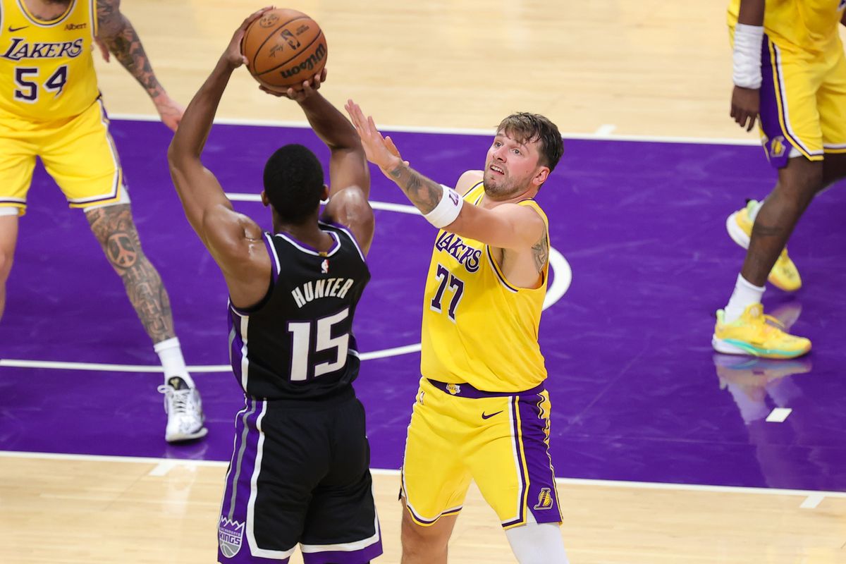 Los Angeles Lakers PG Luka Doncic (77) contests a shot during an NBA basketball game against the Sacramento Kings, Thursday October 8, 2026 in Los Angeles, Calif. Los Angeles Lakers PG Luka Doncic (77) contests a shot during an NBA basketball game against the Sacramento Kings, Thursday October 8, 2026 in Los Angeles, Calif.