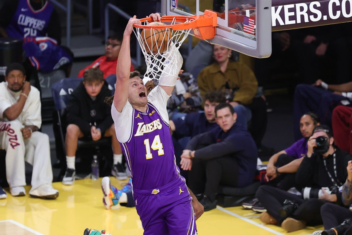 Los Angeles Lakers C Walker Kessler (14) dunks the basketball during an NBA basketball game against the Los Angeles Clippers, Friday October 23, 2026 in Los Angeles, Calif. Los Angeles Lakers C Walker Kessler (14) dunks the basketball during an NBA basketball game against the Los Angeles Clippers, Friday October 23, 2026 in Los Angeles, Calif.