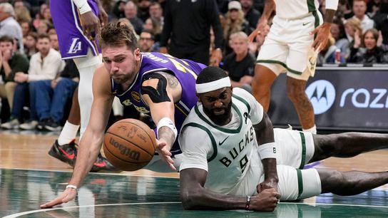 Lakers vs. Bucks Preview: LeBron James and Rui Hachimura are questionable  taken in Los Angeles (Los Angeles Lakers)