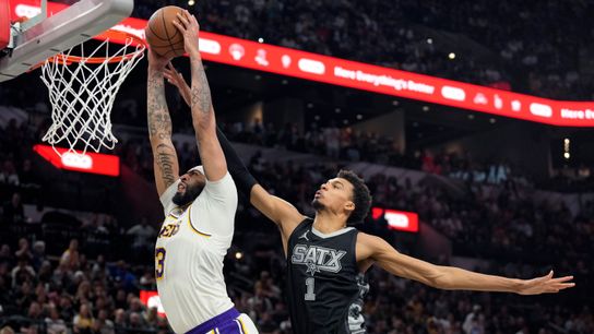 Lakers' James and Davis lead Lakers past Spurs 120-115 taken San Antonio (Los Angeles Lakers)