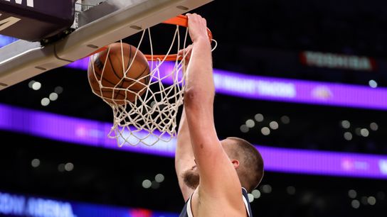 Nuggets blitz the paint to send Lakers to second home loss taken Los Angeles (Los Angeles Lakers)