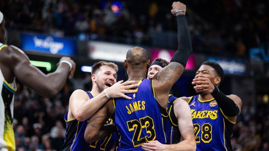 LeBron James' last-second tip-in lifts Lakers past Pacers