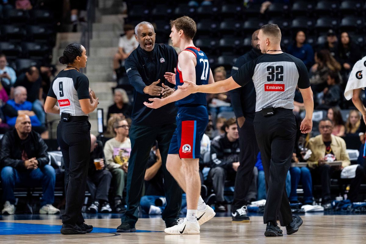 San Diego Clippers guard Matt Allocco (27) argues with officials during a G League Basketball game between Sioux Falls and San Diego, Saturday December 27, 2025 at Frontwave Arena in Oceanside, Calif.