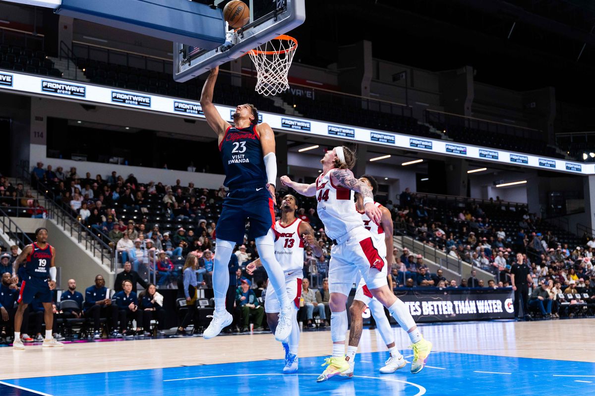 San Diego Clippers forward Patrick Baldwin (23) attempts a layup during a NBA G League Basketball game between Sioux Falls and San Diego, Sunday December 28, 2025 at Frontwave Arena in Oceanside, Calif.
