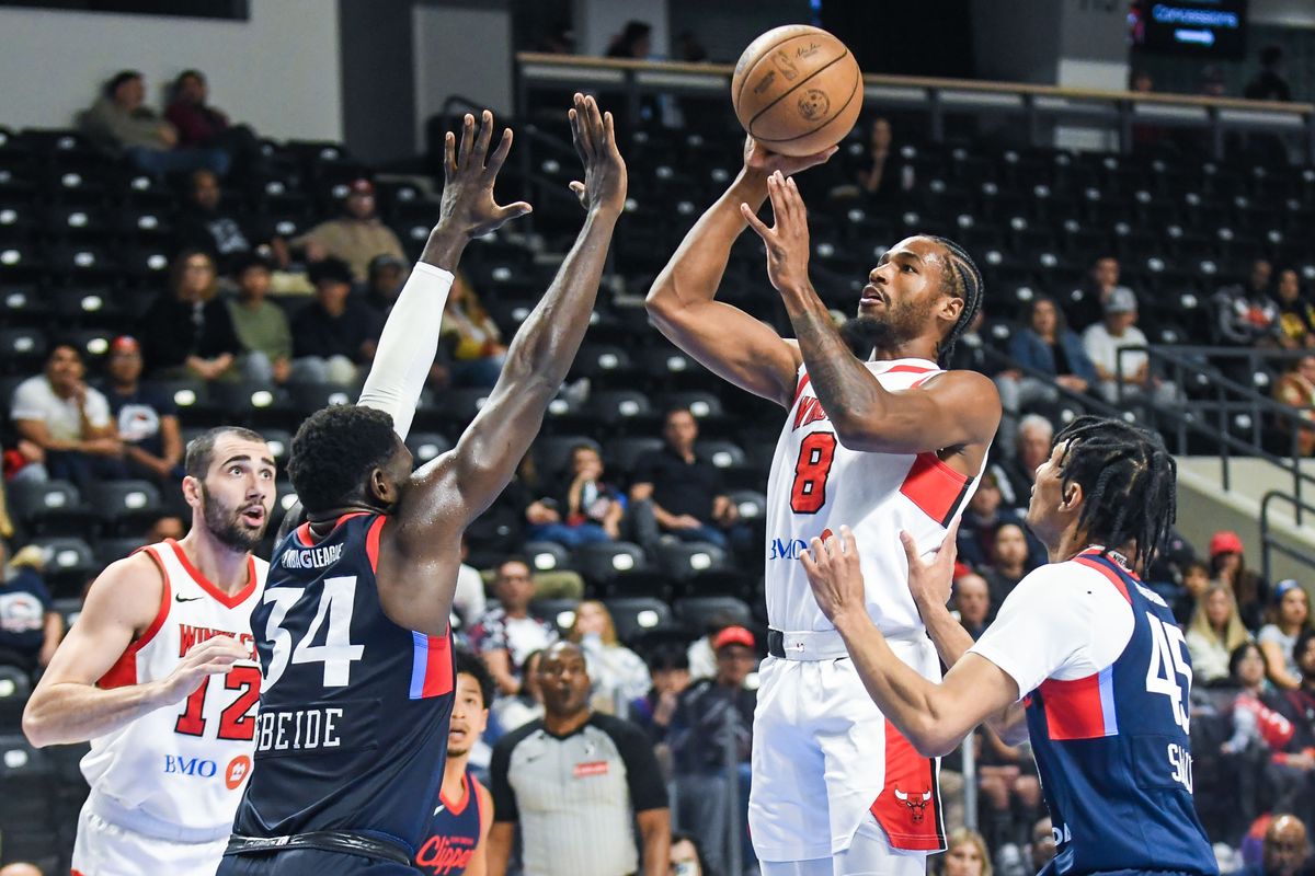 Windy City Bulls guard Ruben Nembhard Jr. (8) shoots over San Diego Clippers center Derek Ogbeide (34) during an G-League basketball  game against the San Diego Clippers Thursday January 15, 2026 in  Oceanside, Calif.