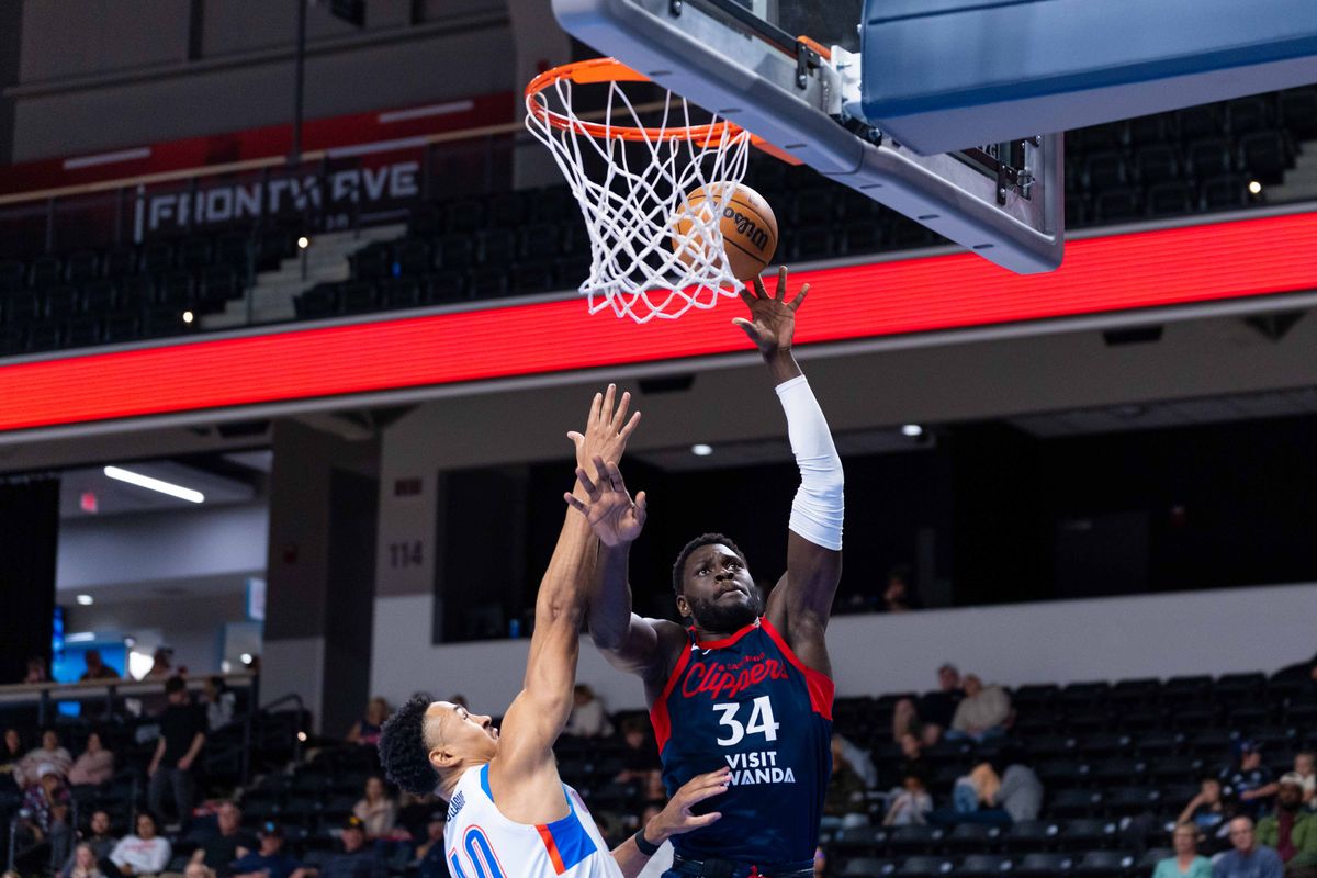 San Diego Clippers center Derek Ogbeide (34) attempts a layup during an NBA G League Basketball game between the Oklahoma City Blue and the San Diego Clippers, Friday January 23, 2026 in Oceanside, Calif.