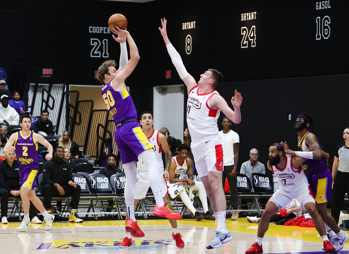 #50 Kylor Kelley of the South Bay Lakers shoots a jumpshot against the Rip City Remix on January 24, 2025 at UCLA Health and Training Center. #50 Kylor Kelley of the South Bay Lakers shoots a jumpshot against the Rip City Remix on January 24, 2025 at UCLA Health and Training Center.