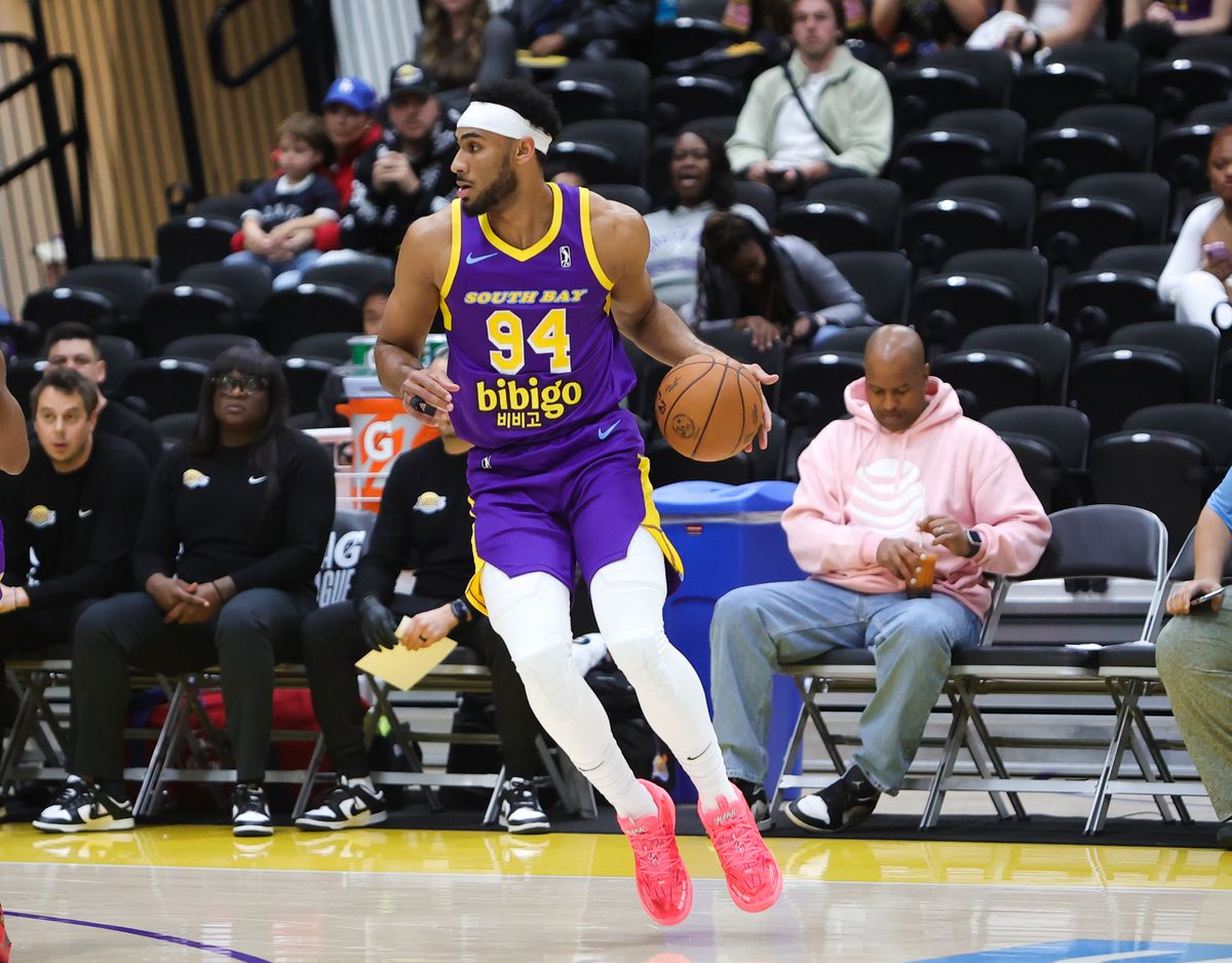 #94 Armel Traore of the South Bay Lakers on surveys the floor against the Texas Legends on January 29, 2025 at UCLA Health and Training Center.