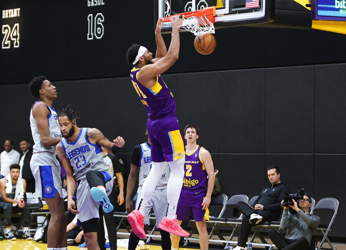 #94 Armel Traore of the South Bay Lakers dunks against the Texas Legends on January 29, 2025 at UCLA Health and Training Center.