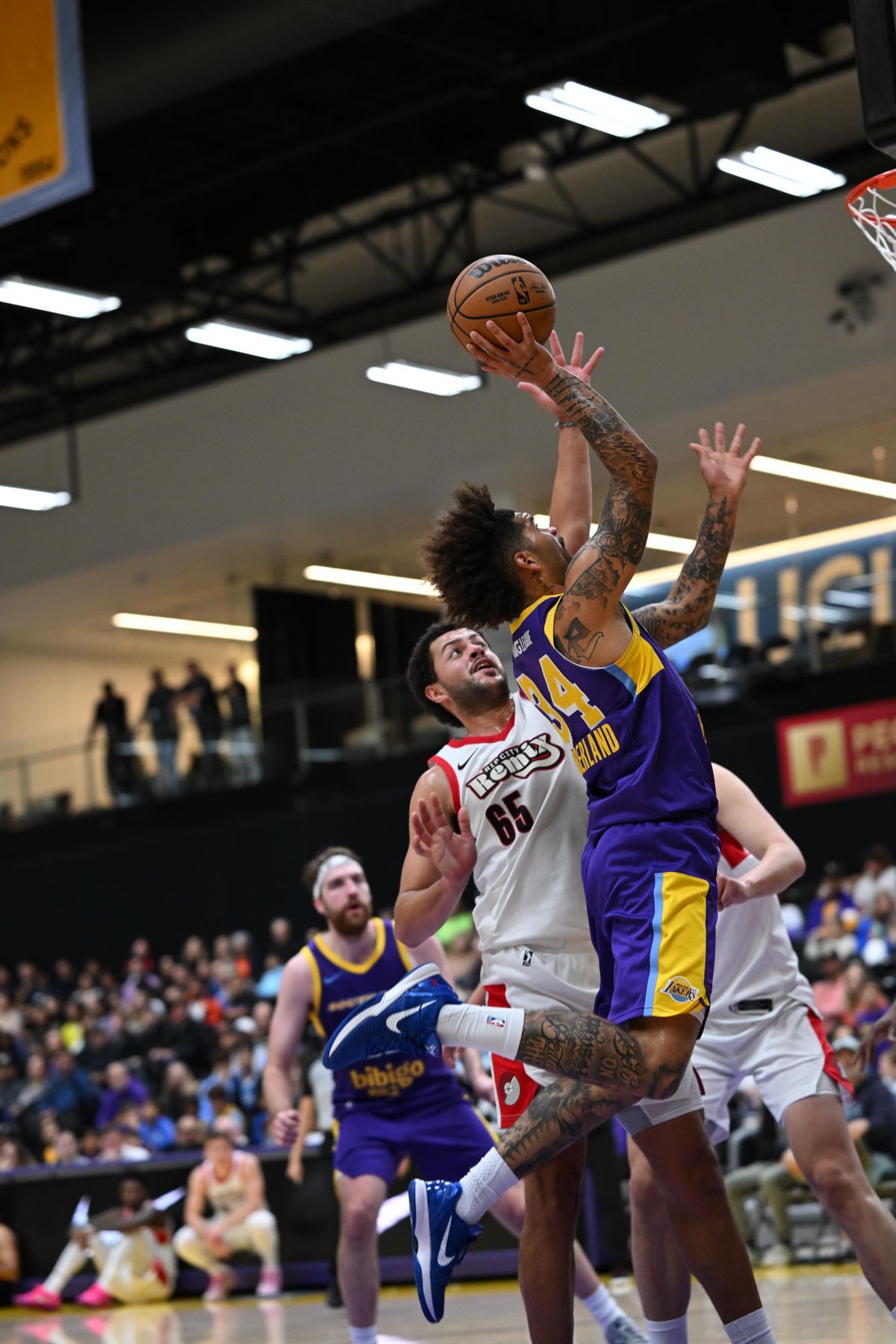South Bay Lakers guard Jarron Cumberland, #34 jumps for a lay-up during an NBA G League game on Sunday, November 16, 2025 in El Segundo, Calif.