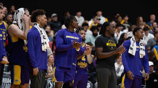 South Bay Lakers drop pair of weekend games to San Diego Clippers  taken at Frontwave Arena (South Bay Lakers)