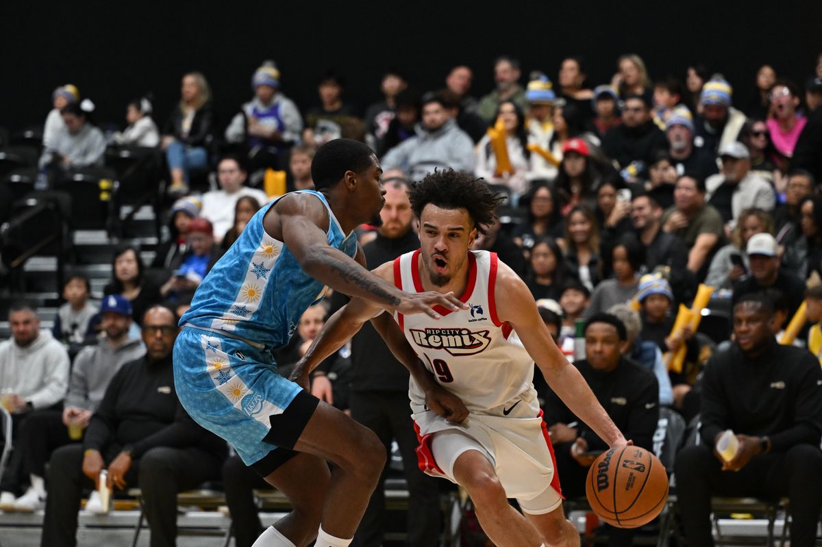 Rip City Remix guard, Cameron Parker, #99 drives to the hoop during an NBA G League basketball game against the South Bay Lakers, Saturday December 13, 2025 at UCLA Health Training Center in El Segundo, Calif.
