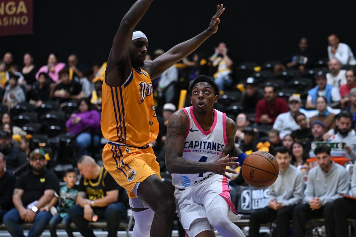 Mexico City Capitanes Guard Wade Taylor (4) makes a move to the basket during a G-League basketball game between the South Bay Lakers and  and Mexico City Capitanes Saturday, January 24, 2026 at UCLA Health Training Center in El Segundo, Calif.