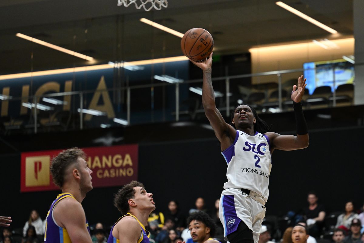 Salt Lake City Stars guard Dereon Seabron (2) shoots a floater during a G-League basketball game between the South Bay Lakers and Salt Lake City Stars Saturday, January 31, 2026 at UCLA Health Training Center in El Segundo, Calif.