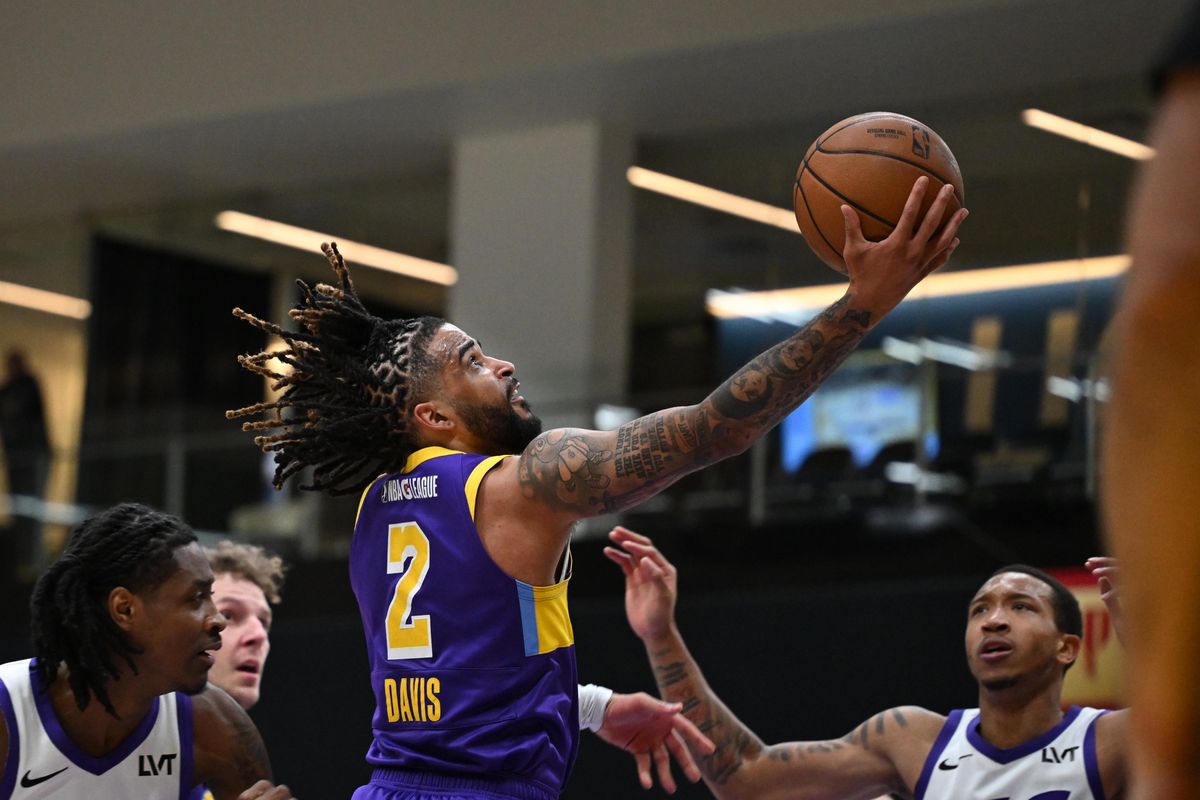 South Bay Lakers guard RJ Davis (2) makes a layup during a G-League basketball game between the South Bay Lakers and Salt Lake City Stars  Saturday, January 31, 2026 at UCLA Health Training Center in El Segundo, Calif.