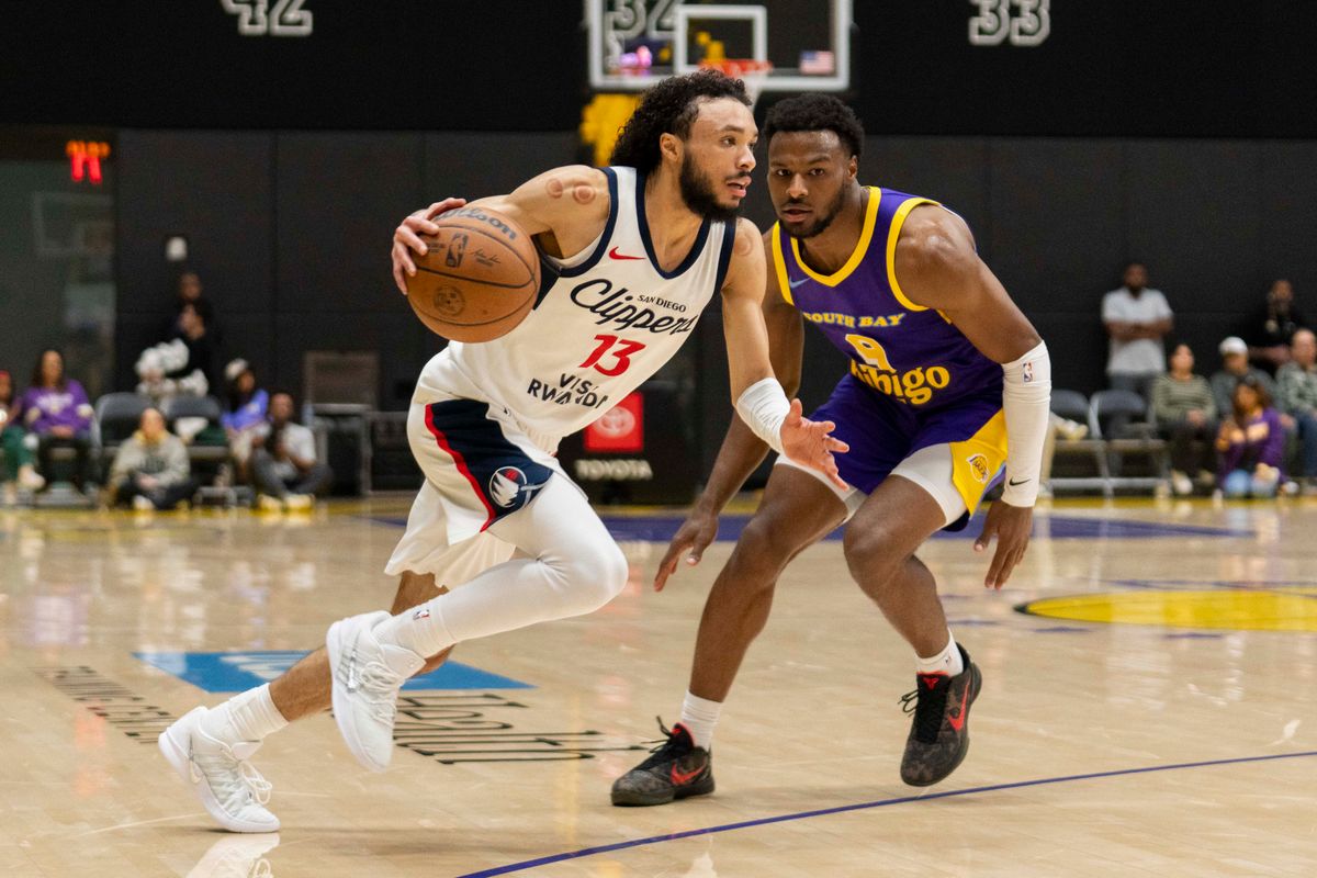 San Diego Clippers guard Jaelen House (13) drives past the defender during an G-League NBA basketball game against the South Bay Lakers, Wednesday February 11th, 2026 in Los Angeles, California. San Diego Clippers guard Jaelen House (13) drives past the defender during an G-League NBA basketball game against the South Bay Lakers, Wednesday February 11th, 2026 in Los Angeles, California.