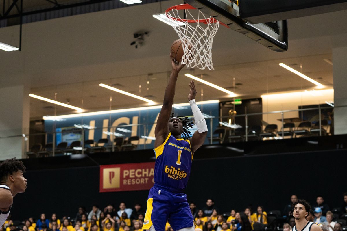 South Bay Lakers guard Adou Thiero (1) attacks baseline and pulls up for a jumper during an NBA G-League basketball game against the Iowa Wolves, Wednesday March 11th, 2026 in Los Angeles, California.