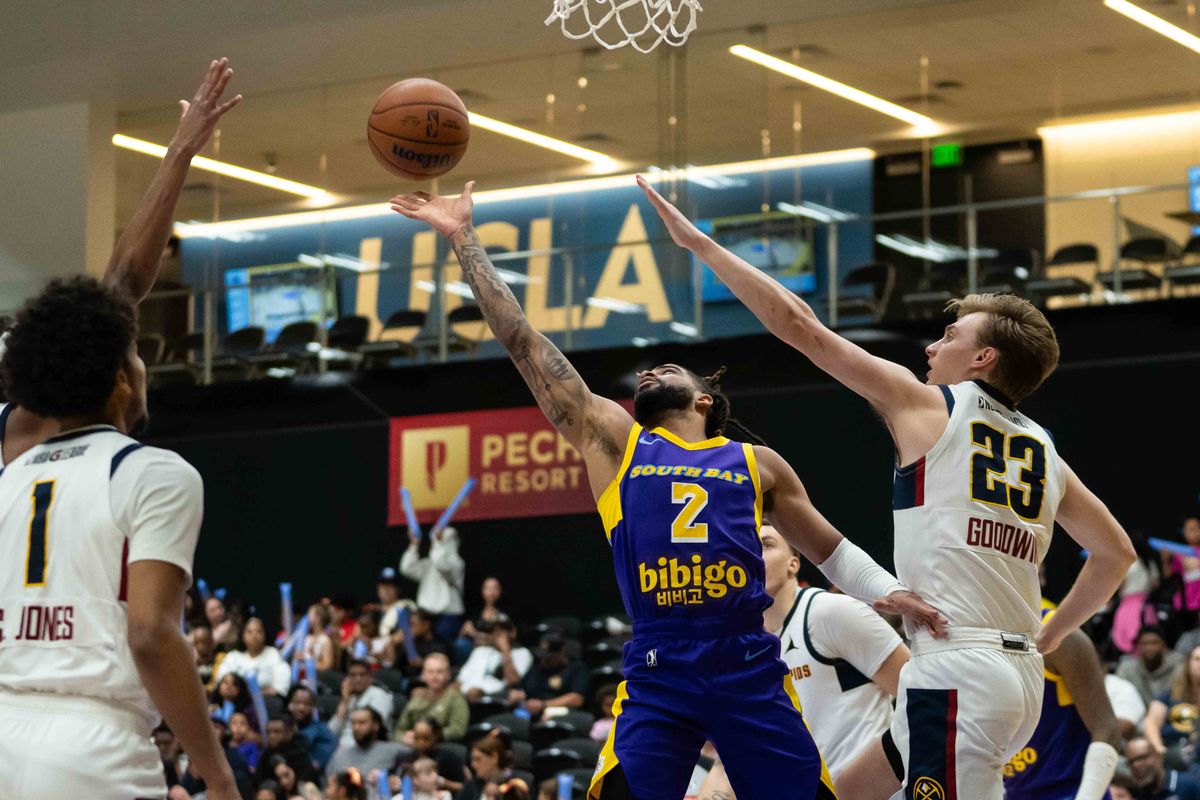 South Bay Lakers guard RJ Davis (2), attacks the basket during an NBA G-League basketball game against the Grand Rapids Gold, Friday March 20th, 2026 in El Segundo California South Bay Lakers guard RJ Davis (2), attacks the basket during an NBA G-League basketball game against the Grand Rapids Gold, Friday March 20th, 2026 in El Segundo California