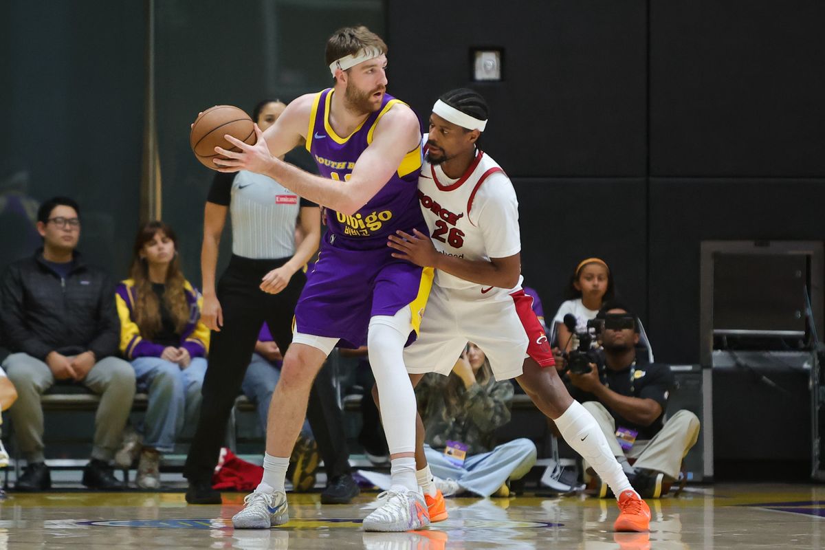 South Bay Lakers center Drew Timme (11) looks to pass the basketball during  G League game against the Sioux Falls Skyforce on March 26, 2026 in El Segundo, CA.