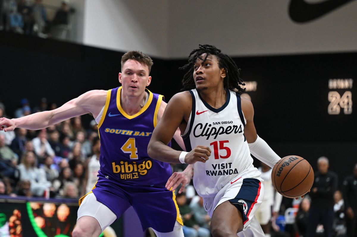 San Diego Clippers guard TyTy Washington Jr (15) drives to the basket during an NBA G-League playoff game between the San Diego Clippers and the South Bay Lakers Wednesday, April 1, 2026 at UCLA Health Training Center in El Segundo, Calif.
